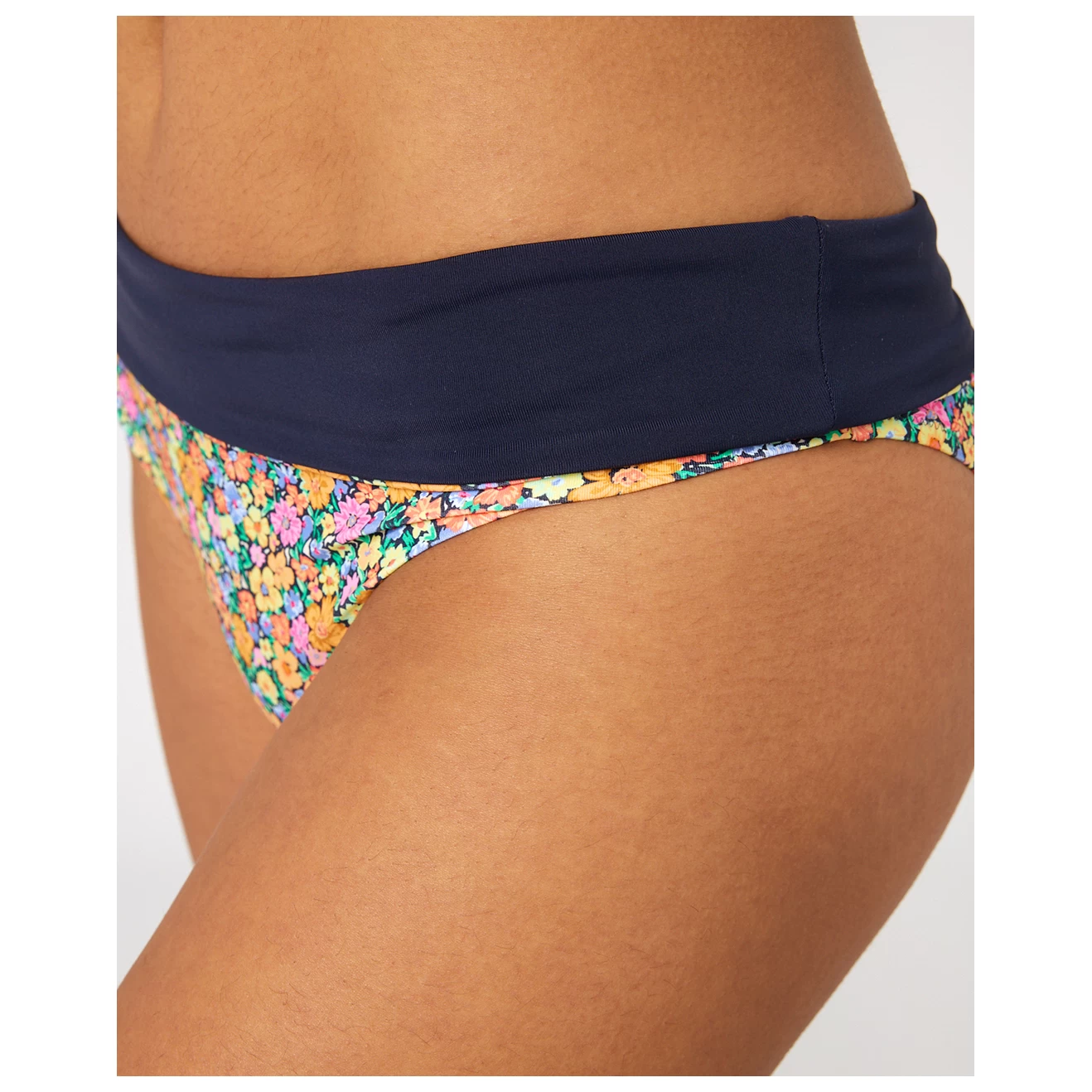 Rip Curl - Women's Afterglow Ditsy Roll Up Good - Bas De Maillot 5 Rip Curl - Women's Afterglow Ditsy Roll Up Good - Bas De Maillot – Image 5